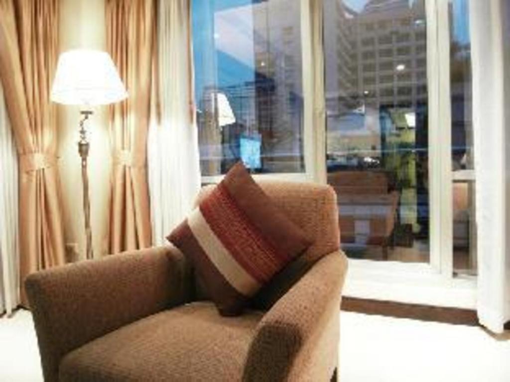 בנגקוק De Arni Hotel מראה חיצוני תמונה