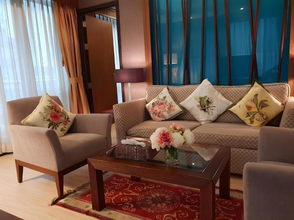 בנגקוק De Arni Hotel מראה חיצוני תמונה